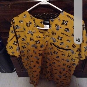 Missouri Tigers Scrubs Top